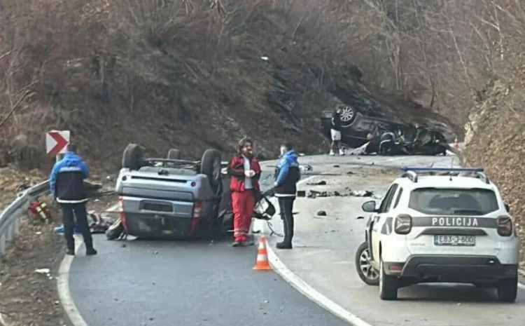 Strašan prizor: Saobraćajna nesreća kod Travnika, pet osoba povrijeđeno