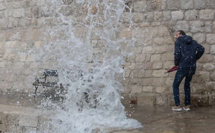 Ministarstvo objavilo detalje akcije traganja za muškarcem iz BiH koji se utopio u Dubrovniku