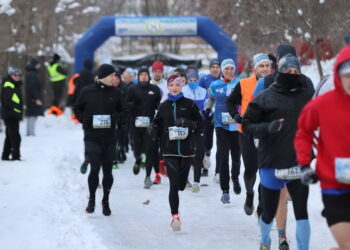 Više stotina trkača na ledu na Darivi u Sarajevu: Žele podići svijest o zagađenju zraka