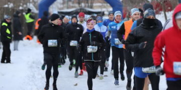 Više stotina trkača na ledu na Darivi u Sarajevu: Žele podići svijest o zagađenju zraka