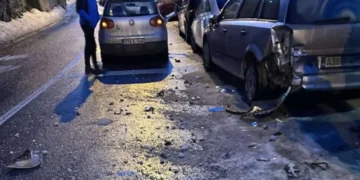 Saobraćajna nesreća u Sarajevu: Dvije osobe povrijeđene