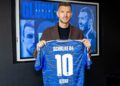 Edin Džeko sa brojem 10 predstavljen u Šalkeu