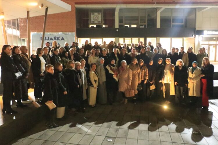 Žene SDA obilježile Svjetski dan hidžaba u Ilijašu