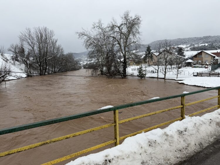 Obavještenje o obustavi saobraćaja na dvije lokacije u Ilijašu