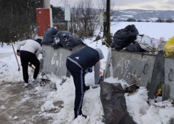 Lijep primjer iz Sovrla: Braća Salihović očistili prostor oko kontejnera