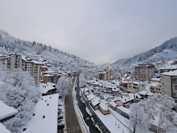 Demografska slika općine Vareš u 2025. godini: 18 rođenih, 130 umrlih osoba