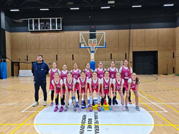 Ženska košarka u Ilijašu u usponu: Tri medalje u tri sedmice