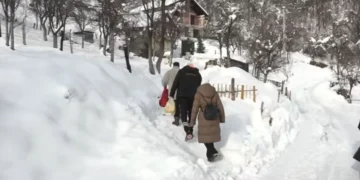 Humanitarna akcija: Crveni križ i Pomozi.ba podržavaju najugroženije u Zenici
