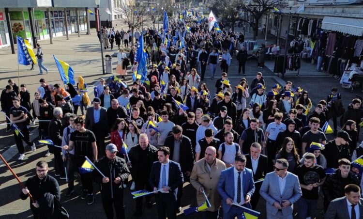 Jedinstvo i ponos: Ilijaš kroz 21 aktivnost dostojanstveno proslavio Dan nezavisnosti i 30 godina reintegracije