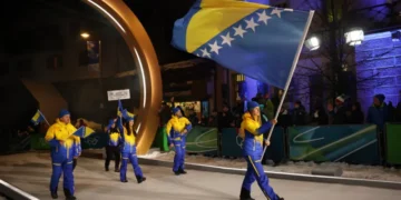 Elvedina Muzaferija ponosno prodefilovala sa zastavom BiH na otvaranju Zimskih olimpijskih igara