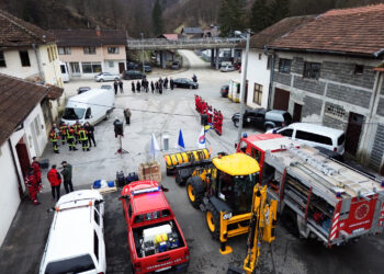 Svečano postrojavanje i isporuka vozila DVD-u „Srednje“ povodom Dana Općine Ilijaš (FOTO)
