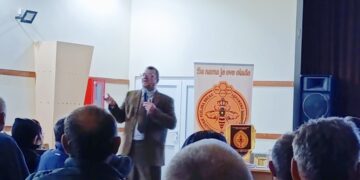 Elvir Čutura iz Ilijaša održao predavanje pčelarima u Brčkom