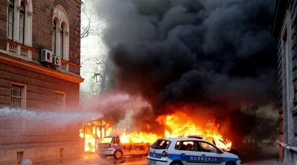Prije 12 godina u nasilnim protestima zapaljena zgrada Predsjedništva BiH