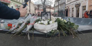 Brčko se oprostilo od Erdoana Morankića: Suze i tuga na Trgu mladih