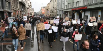 Okončani protesti u Sarajevu: Građani se razišli, saobraćaj normalizovan