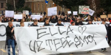 Nove informacije o stanju djevojčice Elle (17): “Klinički je stabilnija”