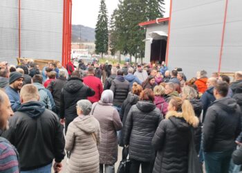 Novi sastanak bez rješenja: Radnici Standard Furniture Factory Ilijaš i dalje bez plata
