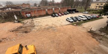 Radovi na parking prostoru u ulici 126. ilijaške brigade: Potrebno ukloniti vozila