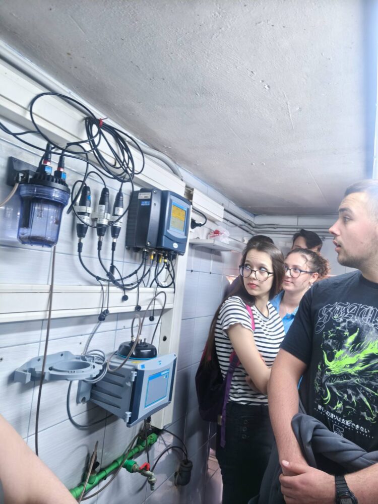 Učenici iz Ilijaša učili o značaju vode: Edukativna posjeta filter stanici Karašinica (FOTO)