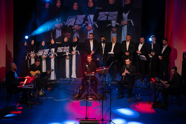 Hor „Preporod“ Ilijaš održao spektakularan ramazanski koncert u Narodnom pozorištu u Mostaru (FOTO)