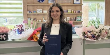 Još jedan veliki uspjeh mladih iz Ilijaša: Azra Matoruga magistrica farmacije