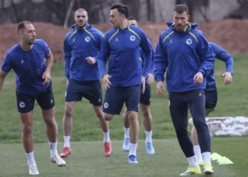 Pripreme za baraž: Zmajevi odradili trening u Butmiru