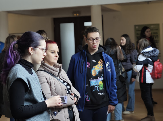 U Brezi otvorena izložba “Nevidljivi u miru”: Snažne priče koje pokreću društvo