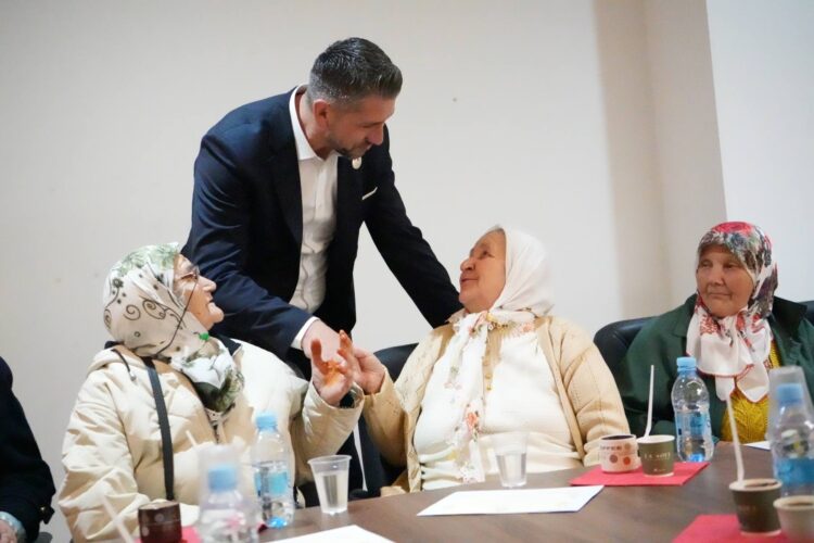 Poruka zajedništva i poštovanja: Upriličen prijem za porodice šehida u Ilijašu (FOTO)