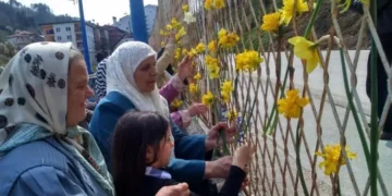 Srebrenica: 33 godine od stradanja na školskom igralištu