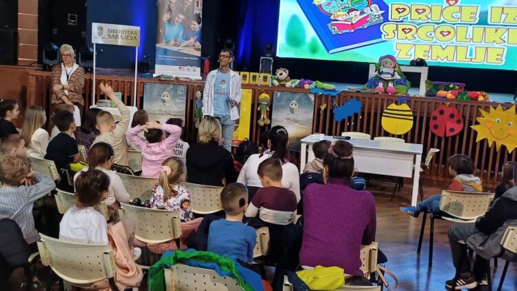“Kuća mašte i snova” oduševljava mališane na Sajmu knjiga