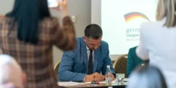 Općina Ilijaš i GIZ potpisali Memorandum o razumijevanju za razvoj solarne elektrane na Sportskoj dvorani “Rašid Buća”