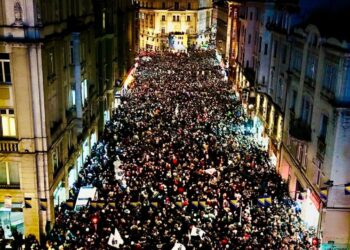 Sarajevo je sinoć izgledalo veličanstveno, desetine hiljada ljudi na slavlju s nogometašima BiH