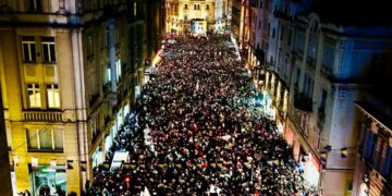 Sarajevo je sinoć izgledalo veličanstveno, desetine hiljada ljudi na slavlju s nogometašima BiH