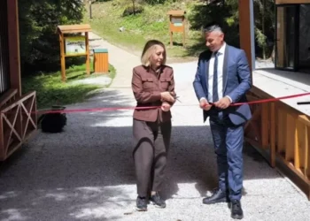 Ministrica Pozder otvorila novi paviljon sa speleopostavkom na Bijambarama