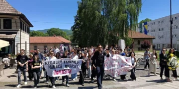 Studenti i školarci obilježili Dan Bijelih traka u Zenici