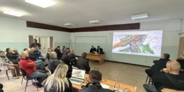 U Srednjem održana javna tribina o inicijativi za izmjenu Regulacionog plana “Srednje”