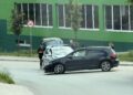 Saobraćajna nezgoda u Ilijašu: Sudar dva vozila kod Gradskog stadiona (FOTO)