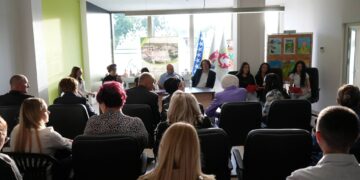U Ilijašu promovisana nova knjiga Admira Džanke „Koje je boje vuk“