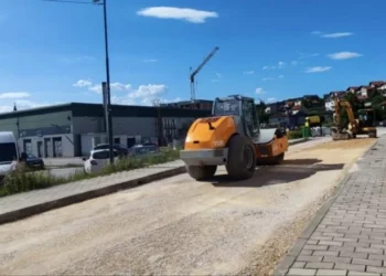 U toku pripreme za asfaltiranje ulice na Banovcu