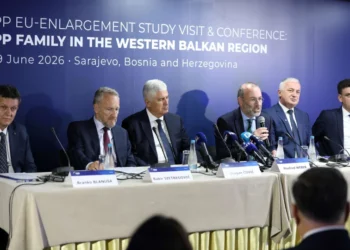 Na pomolu nova koalicija u BiH? SDA, HDZ i opozicija iz RS potpisali zajedničku deklaraciju