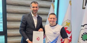 Načelnik Amar Dovadžija upriličio prijem za paraplivača Amara Gurdića nakon osvajanja šest medalja u Podgorici