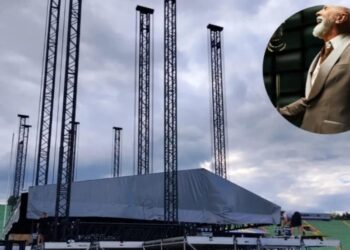Počelo postavljanje bine za koncert Dine Merlina na Koševu