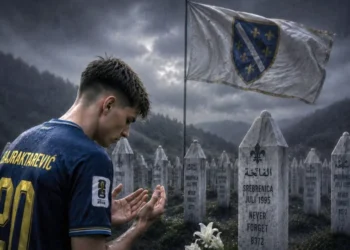 Esmir Bajraktarević poručio: “Iza svakog imena bila je nečija ljubav. Ne zaboravite Srebrenicu”