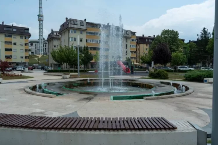 U završnoj fazi sanacija igrališta na Trgu žrtava Srebrenice i u ulici Braće Kršo u Vogošći