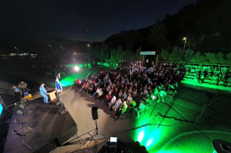 Sutra centralni program manifestacije „Misoča ’92. – Dani pobjede“: Panel o odbrani Misoče i nastup Armina Muzaferije