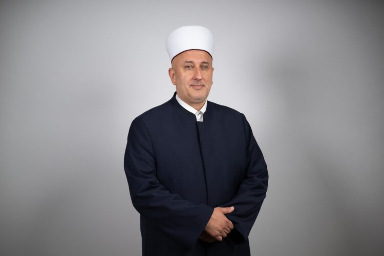 Asmir ef. Salihović iz Podlugova u kolumni za Preporod.info piše o Srebrenici, porodici i odgovornosti