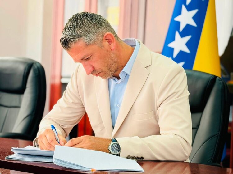Počinje realizacija četiri putna infrastrukturna projekta u Ilijašu