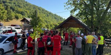 Deveti dan potrage za Izetom Tabaković: Potraga proširena na šire područje