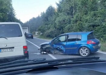 Saobraćajna nesreća kod Srednjeg: Jedna osoba prevezena u bolnicu, saobraćaj se odvija otežano