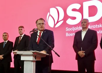 SDP podnosi krivične prijave protiv Dodika, Košarca, Stevandića, Stanivukovića i ostalih koji veličaju zločinca Mladića